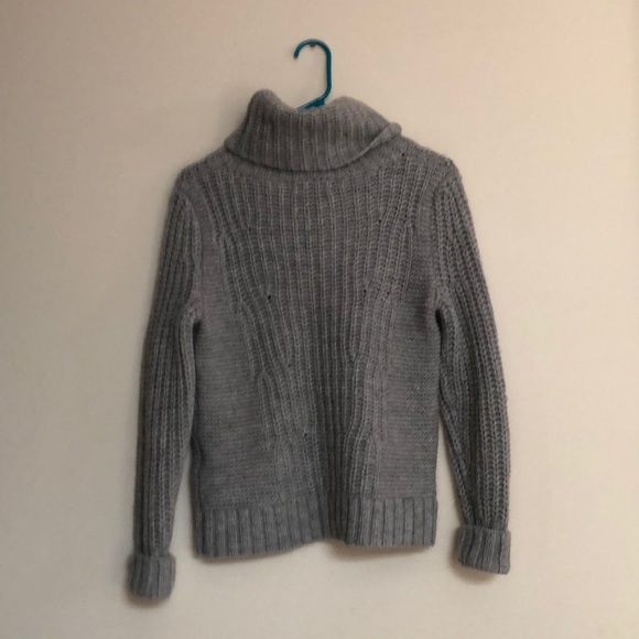 Banana republic gray sweater size extra small - Picture 2 of 2